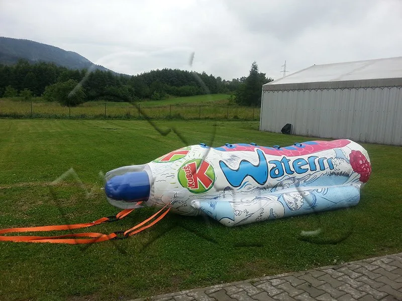 Banan do holowania za motorówką